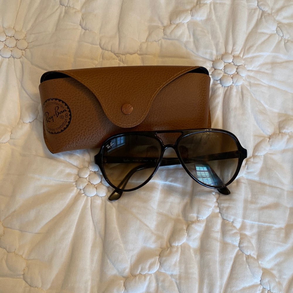 Selling ray ban cats!